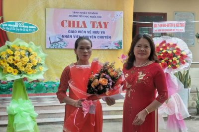 Lễ chia tay giáo viên về hưu và nhân viên thuyên chuyển năm 2023